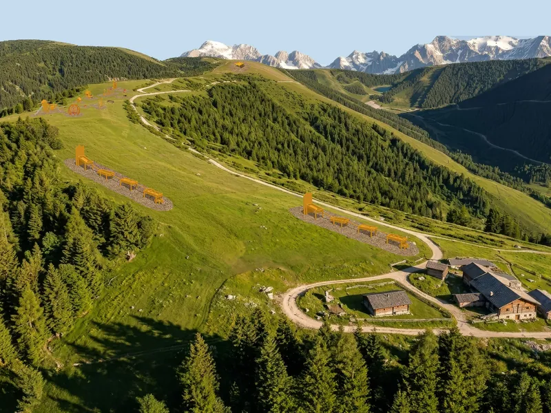 Progettazione Aree Ludiche 2 Percorso pista delle biglie con arredo urbano